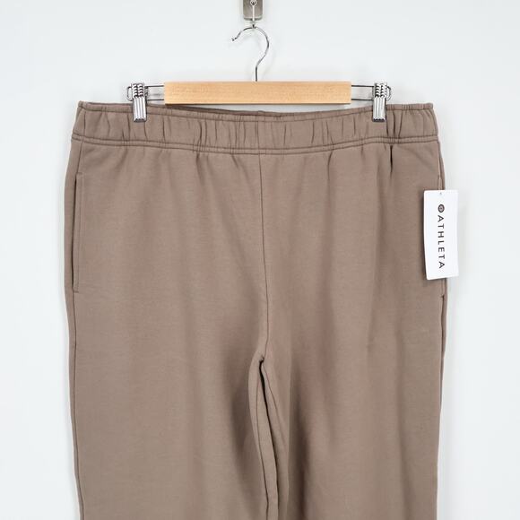 Athleta Forever Fleece Jogger Pyrite Brown Size Large Petite NWT - Picture 4 of 8